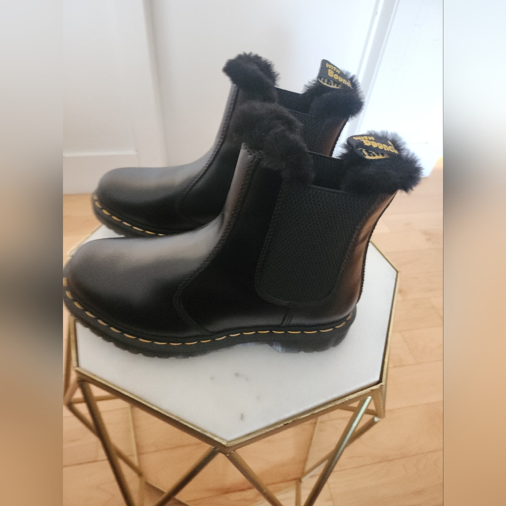 Dr. Marten Lined Boots, Black, Size 8
